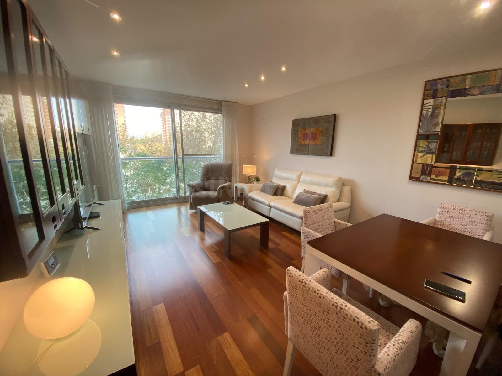 PARTICULAR VENDE | PISO CON GARAJE, TRASTERO Y PISCINA EN CUATRE CARRERES