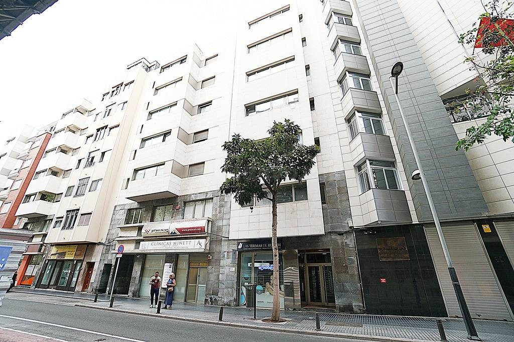Oficina en venta en C/ León y Castillo, 96  Las Palmas