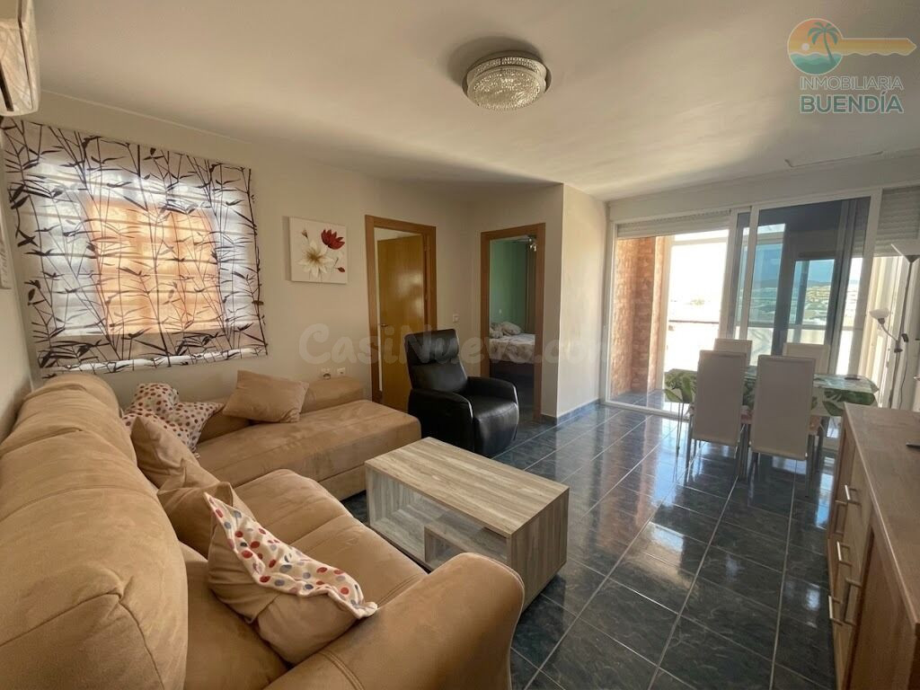 REFORMADO APARTAMENTO A 50 M DE LA PLAYA DE LA ISLA