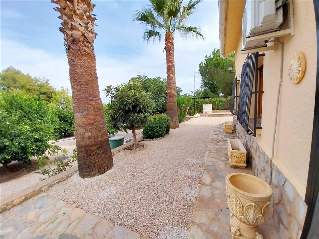 Hermosa casa de campo en los alrededores de Lorca - foto 4