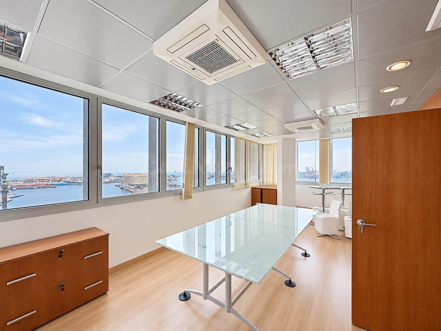 Oficina de 284 m2 con vistas al puerto y Montjuïc – Drassanes, Barcelona