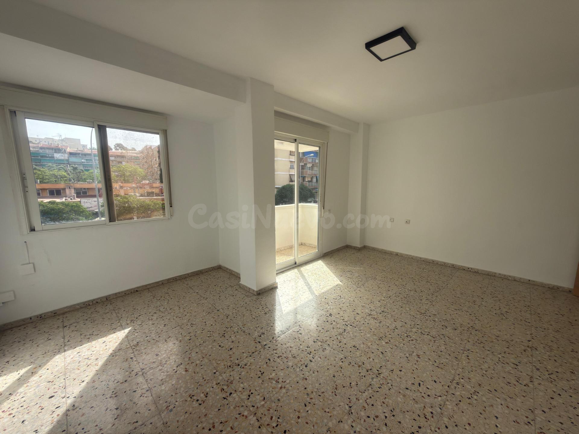 ¡Tu hogar soñado en San Blas, Alicante!