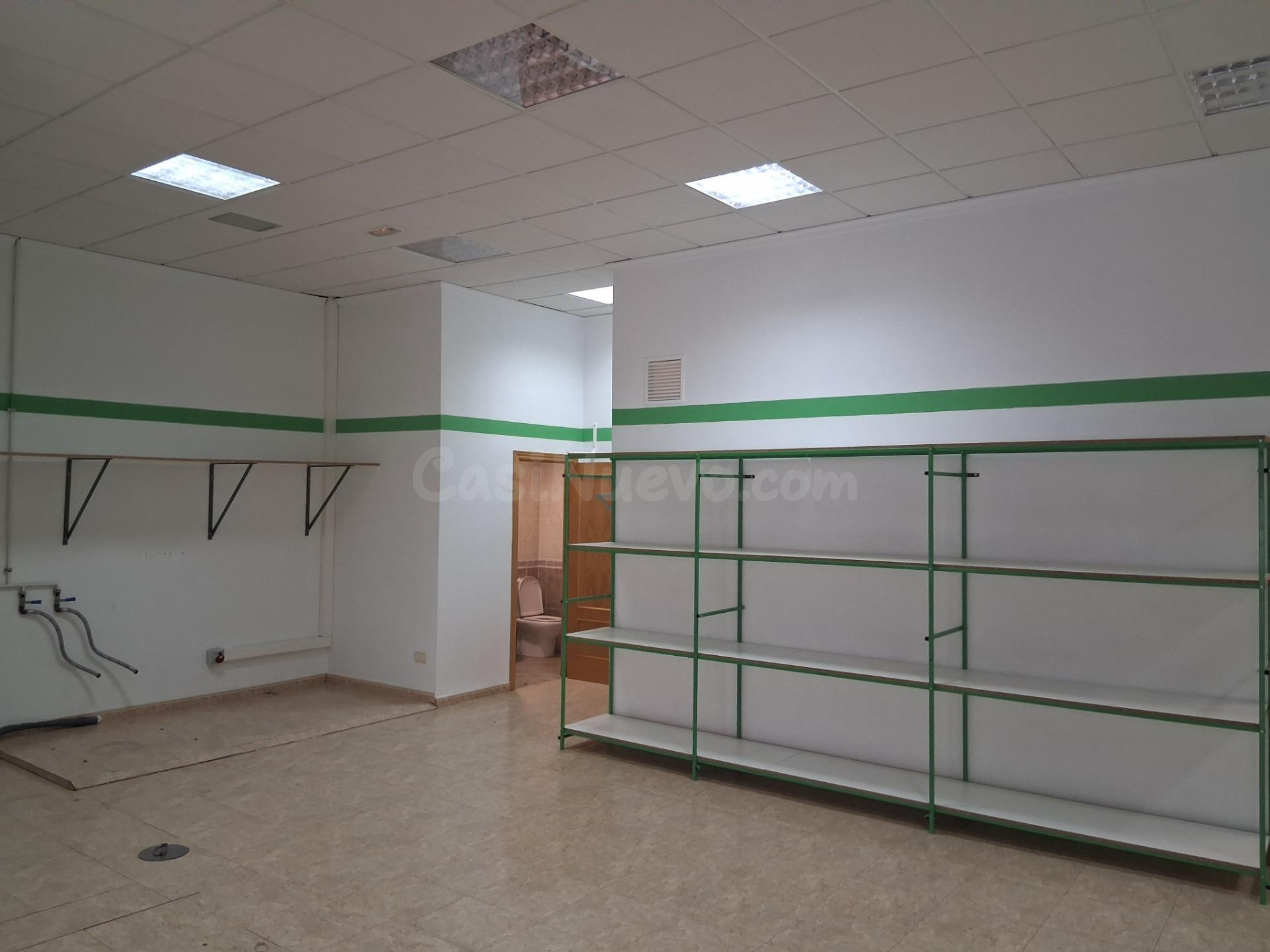 Local comercial impecable y versátil a pie de calle en Muro  - foto 5
