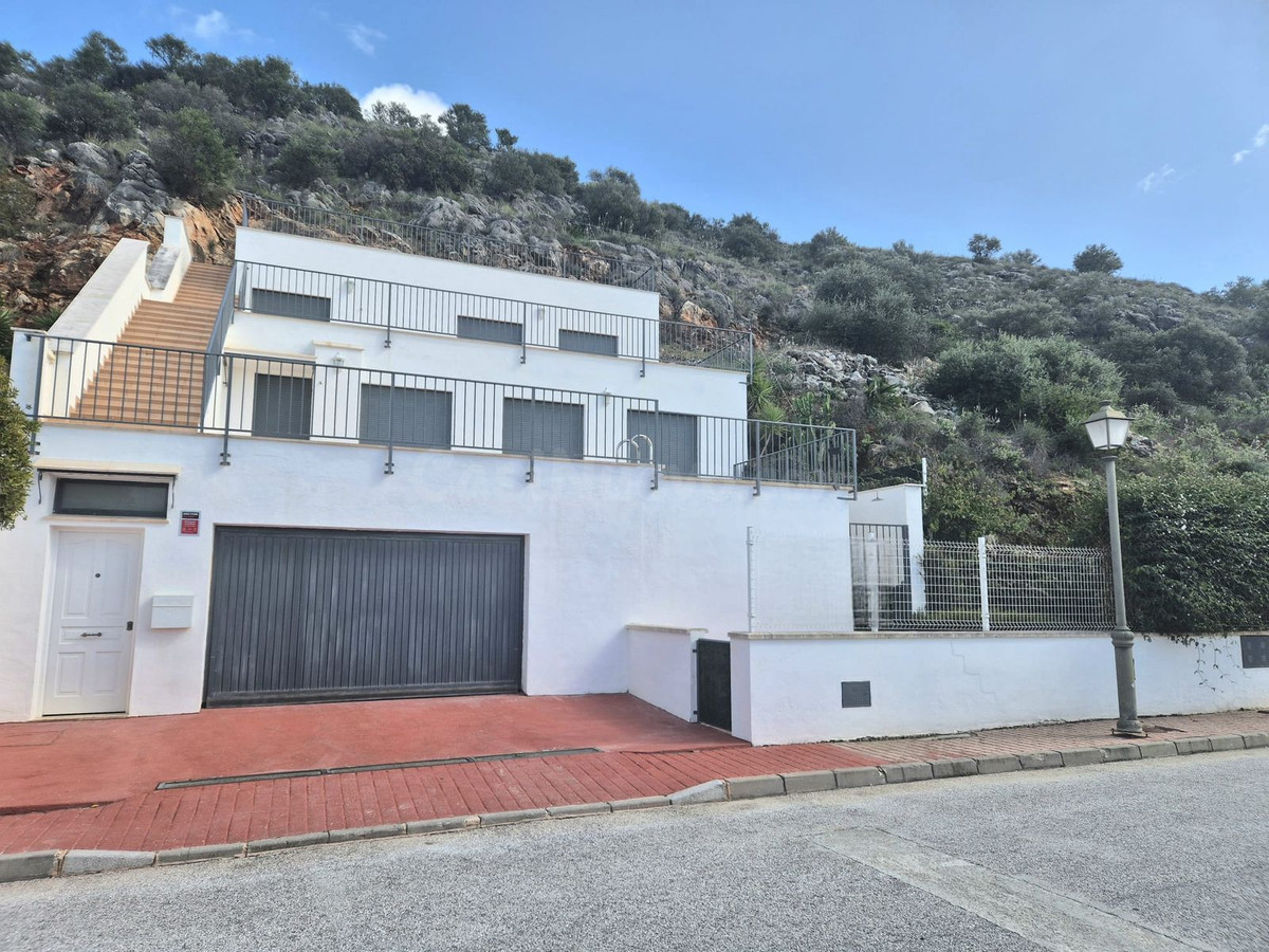 Chalet 3 habitaciones 180m² en venta - Puerto Sol-Los Almendros-El Tomillar