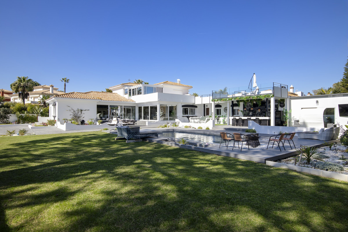 Chalet 5 habitaciones 400m² en venta - Costa Del Sol