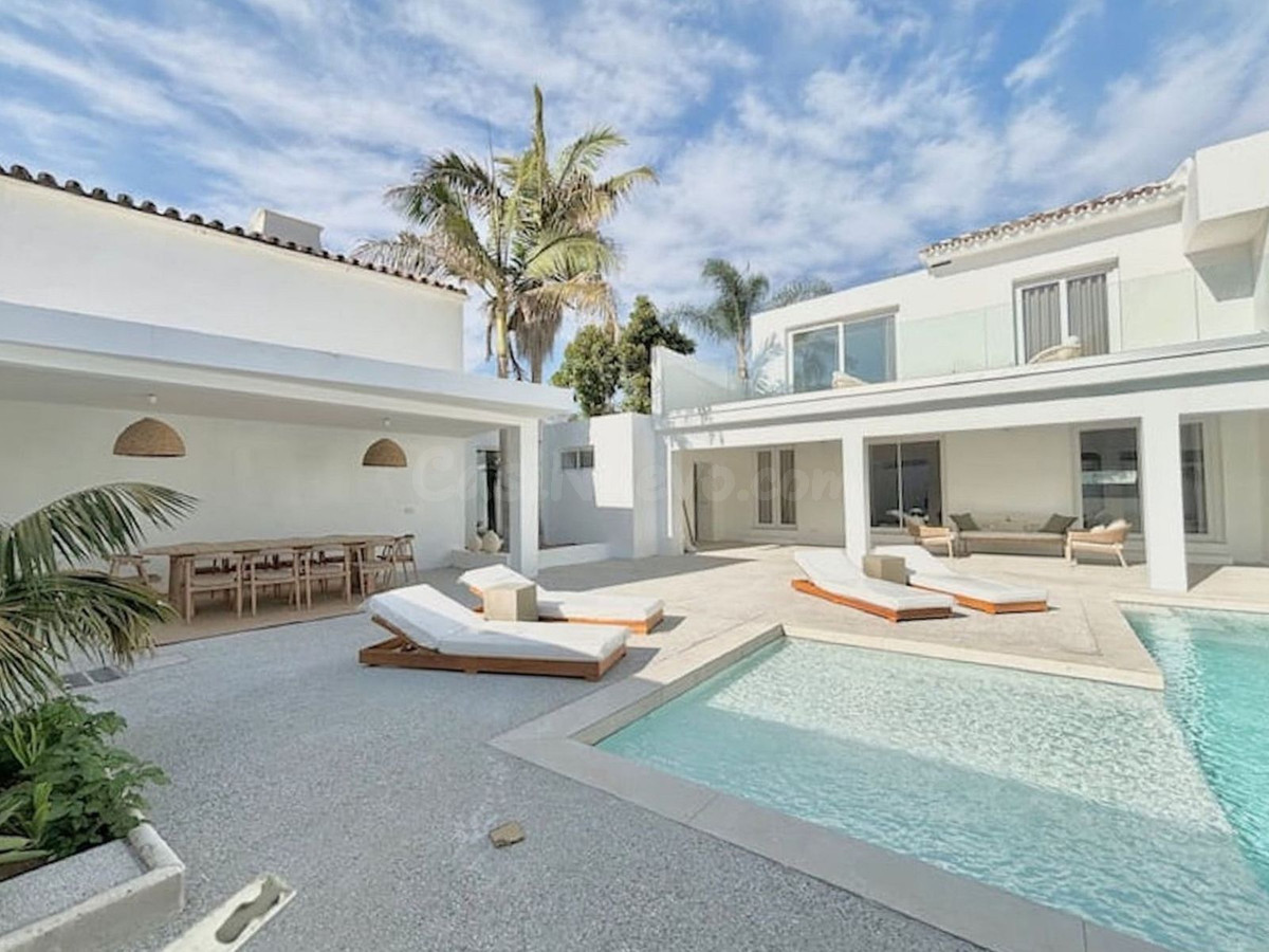 Chalet 6 habitaciones 390m² en venta - Marbella