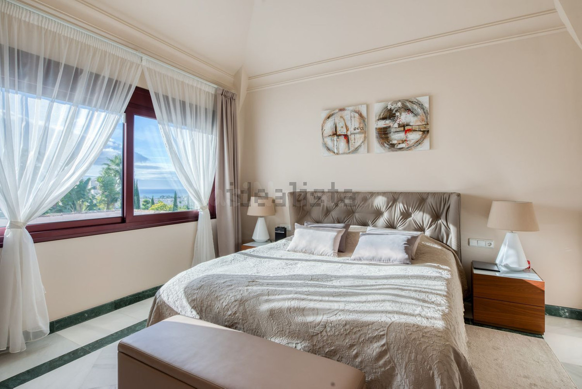Chalet 5 habitaciones 1325m² en venta - Costa del Sol - foto 5