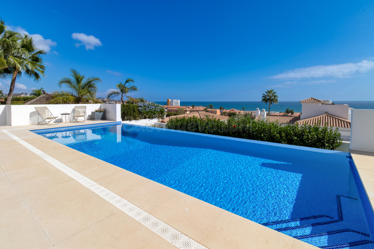 Chalet 4 habitaciones 405m² en venta - Riviera del sol