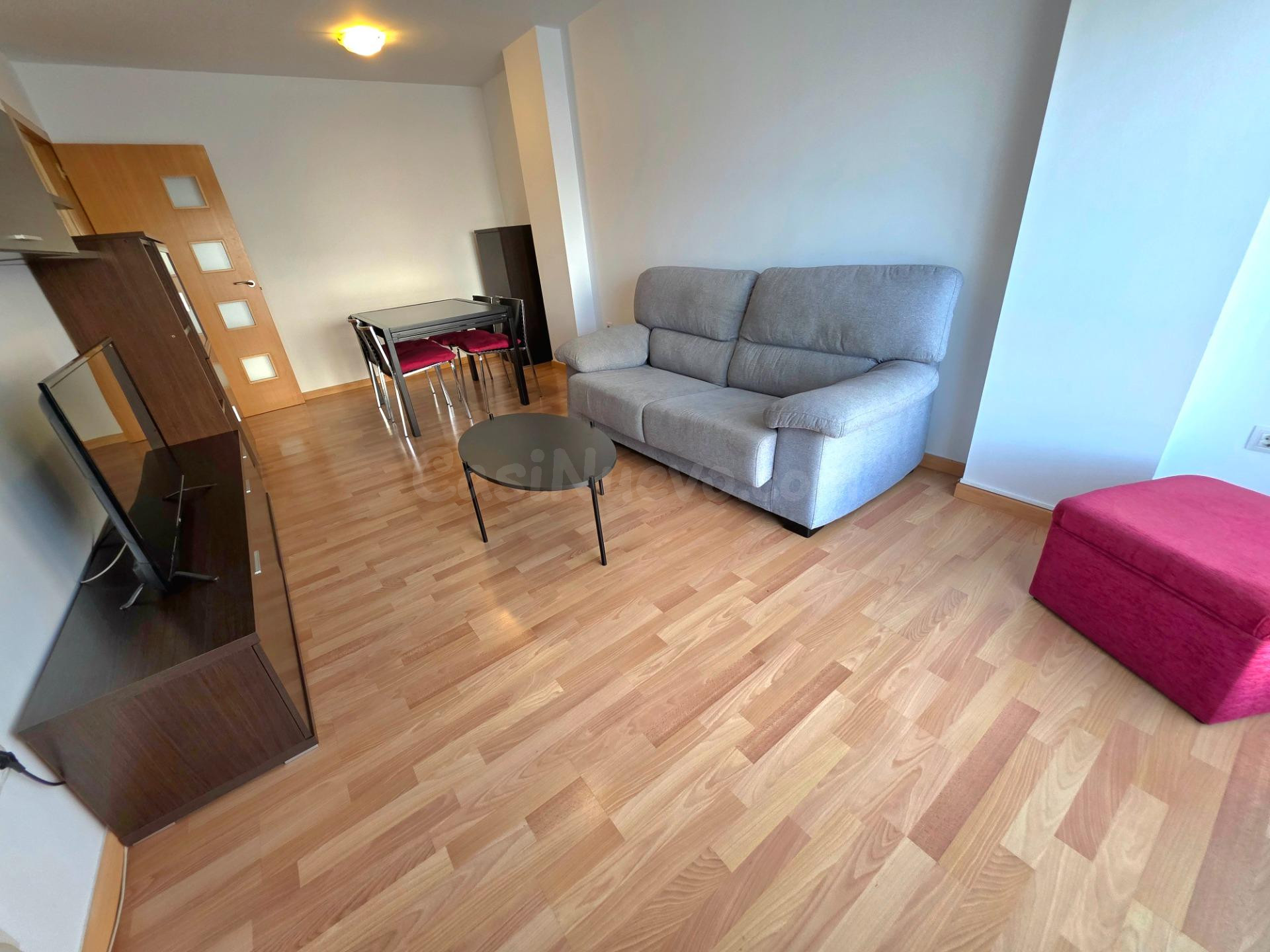Oportunidad única en el Auditorio: Acogedora vivienda de 2 h - foto 5