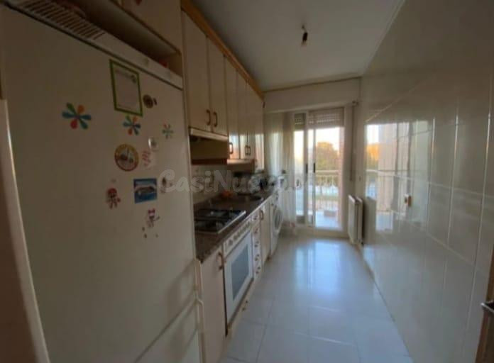 ¡GRAN OPORTUNIDAD! DÚPLEX DE 200 m2 CON PISCINA, JARDÍN, GAR - foto 4