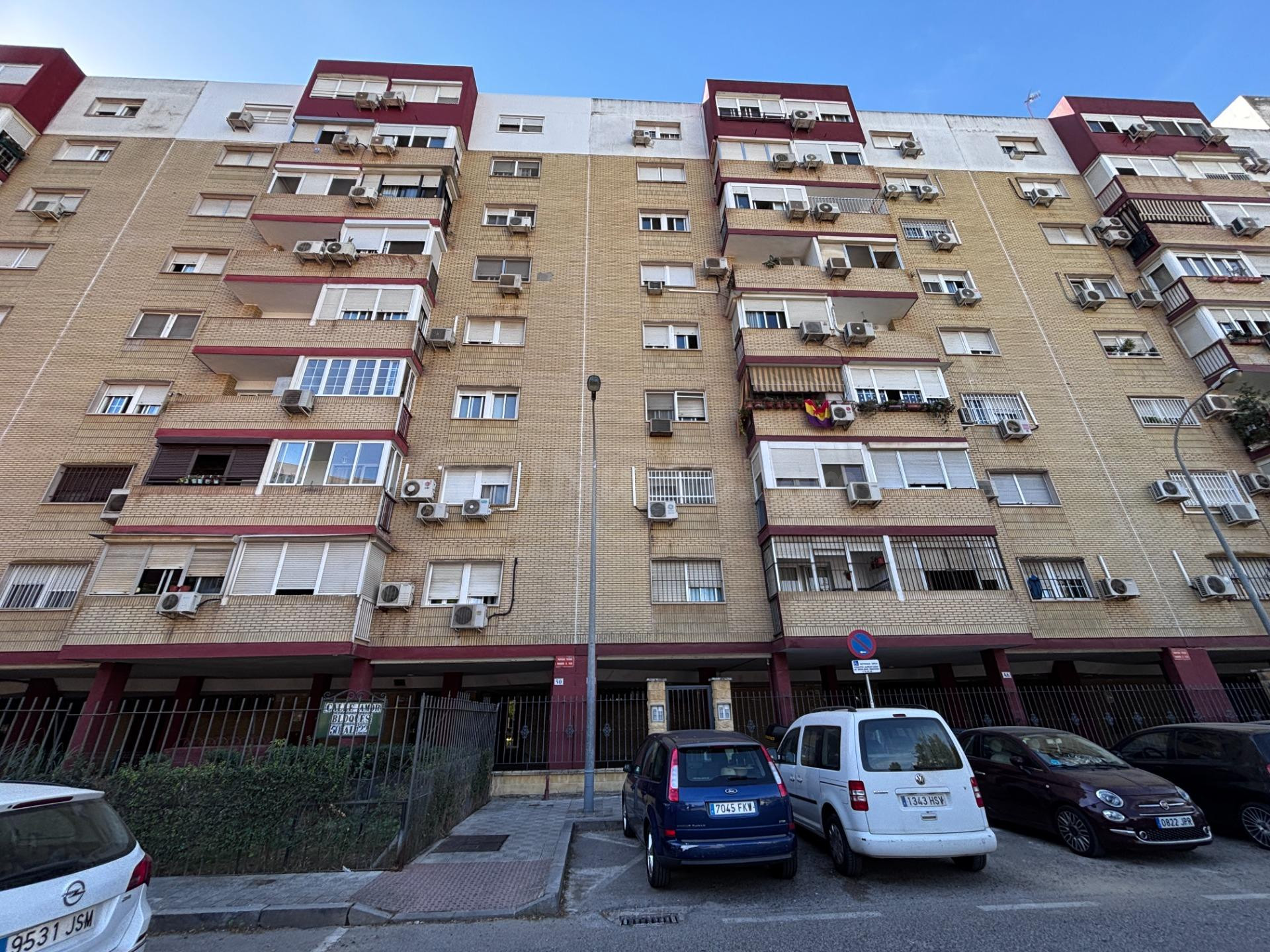 SE VENDE ESTUPENDO PISO EN SANTA AURELIA