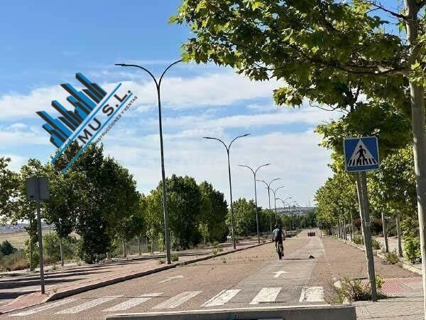 Parcela industrial de 10.627 m2 – Valdearenal Sur, Arroyomol - foto 2