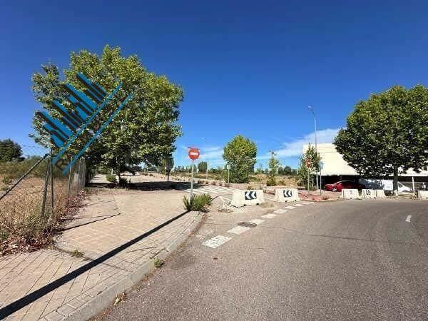 Parcela industrial de 10.627 m2 – Valdearenal Sur, Arroyomol - foto 5