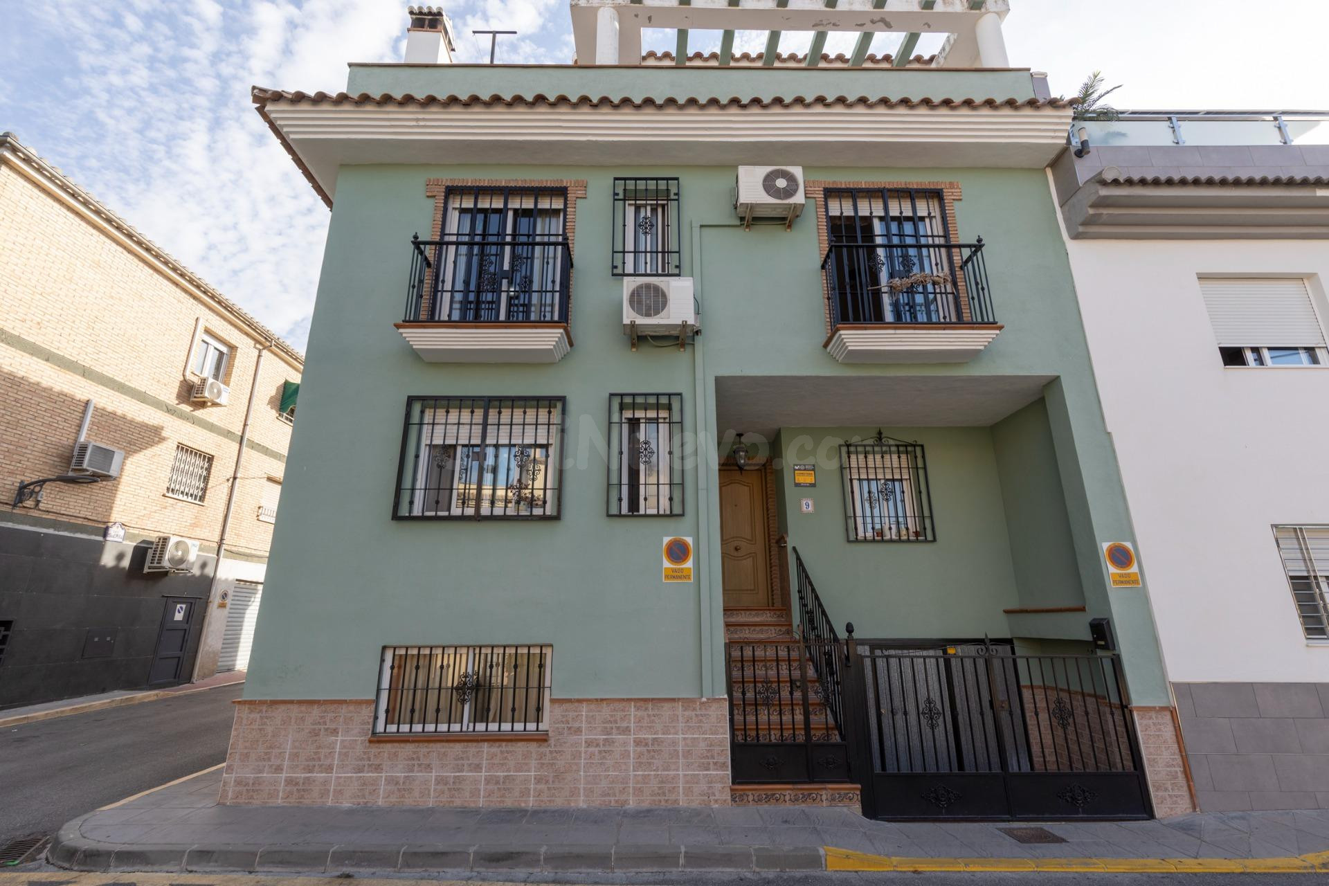 Casa independiente a 5 minutos de Granada en buen estado para entrar a vivir