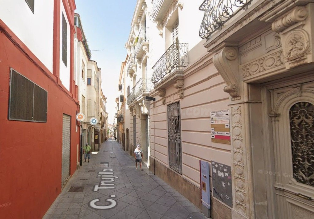 Piso en Venta en Plasencia Cáceres - foto 2