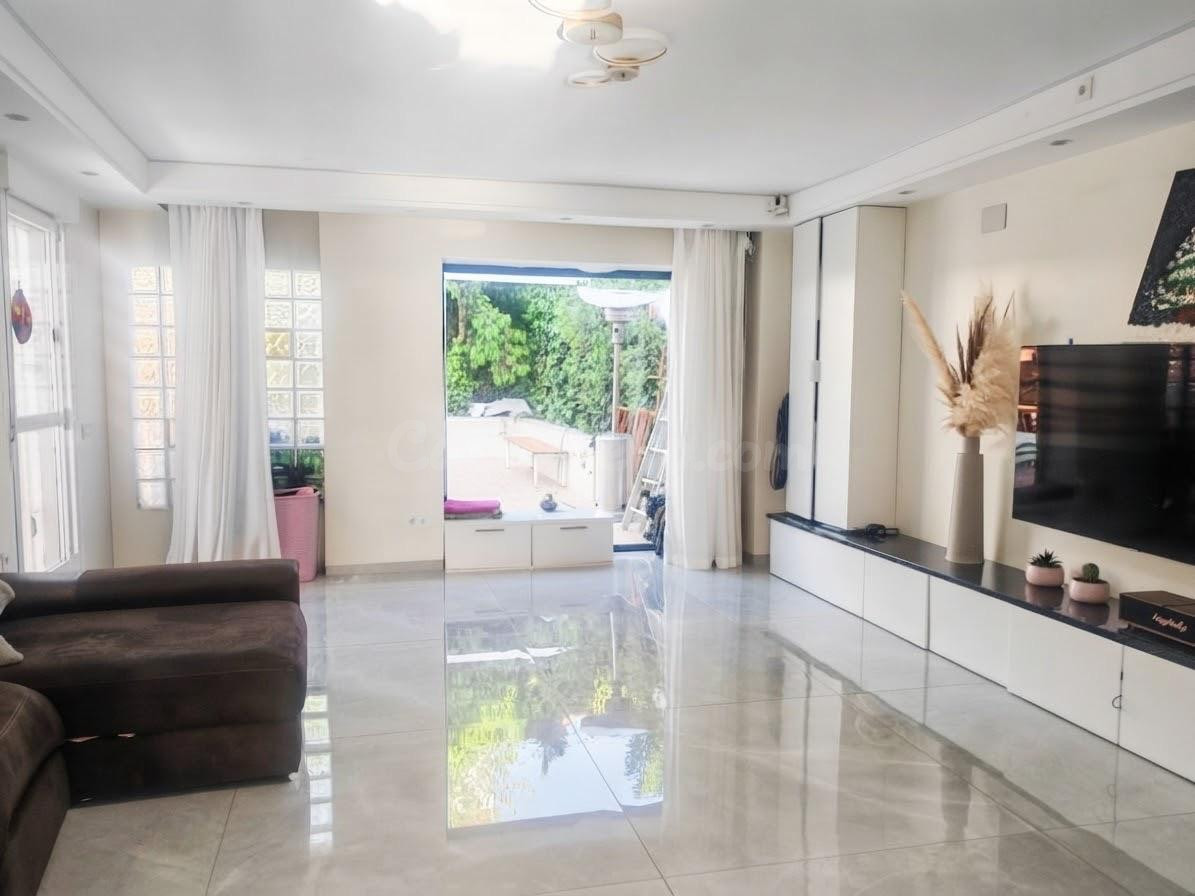 Pareado 7 habitaciones 273m² en venta - Casco Histórico