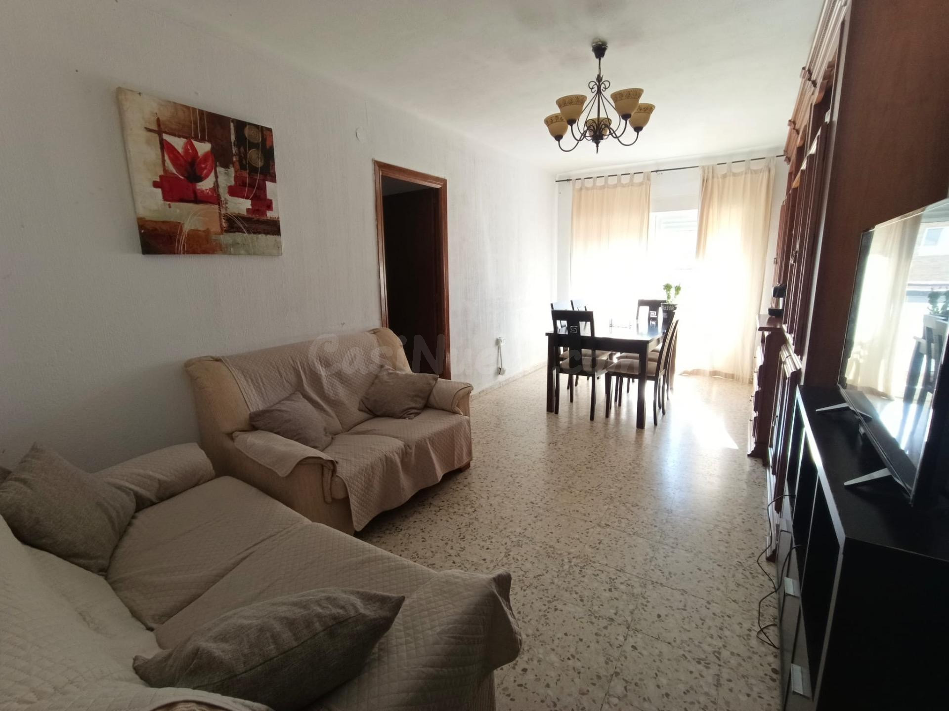 Amplio Piso en Caceres, Zona PERU - Ideal para Familias