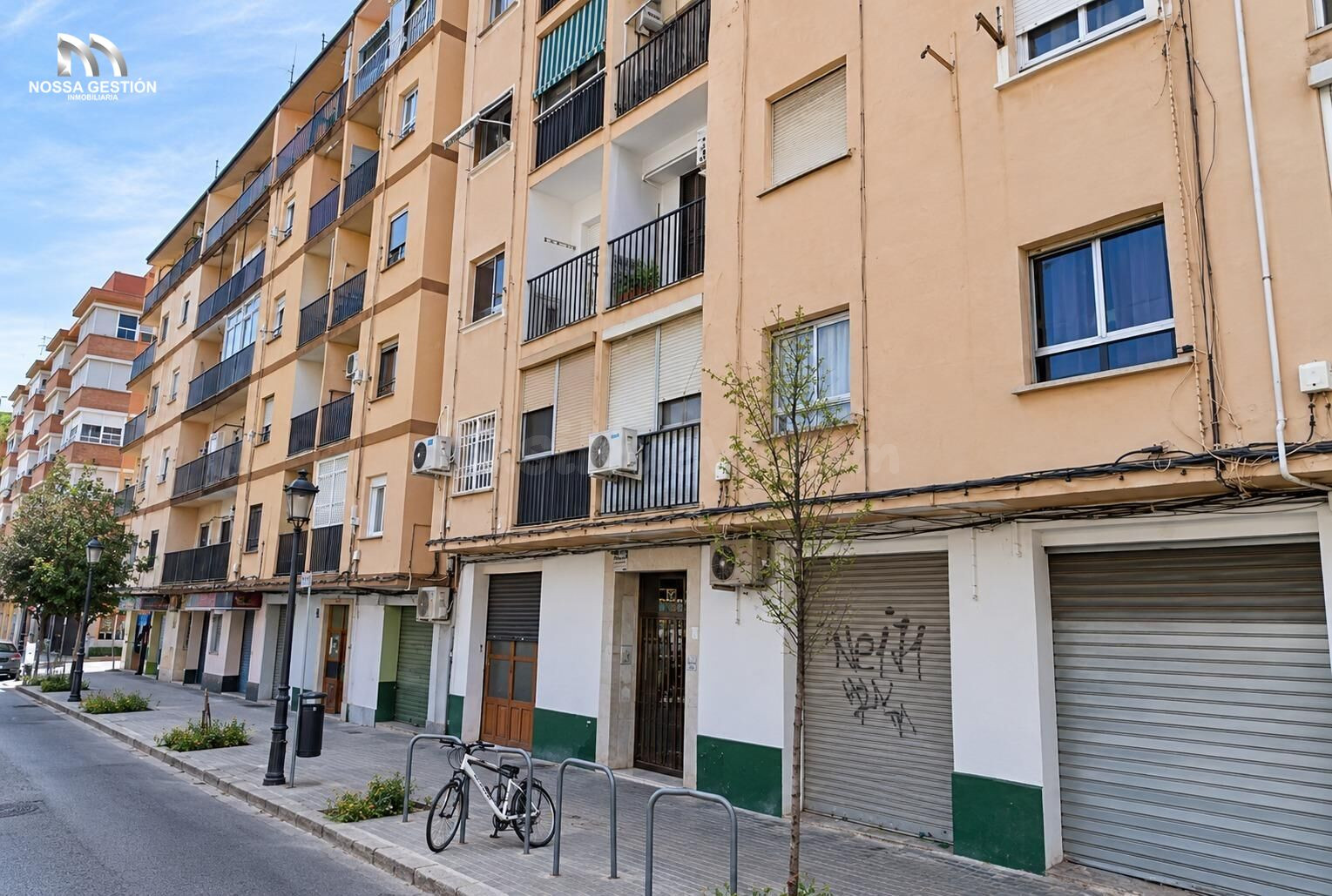PISO OCUPADO - CONTRATO VENCIDO-  EN TORREFIEL - IDEAL PARA INVERSIÓN