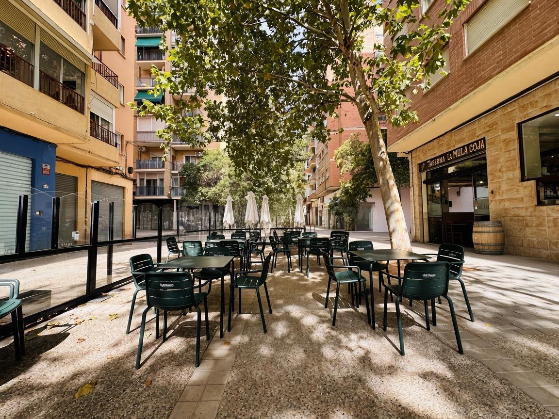 BAR-TABERNA EN PLENO FUNCIONAMIENTO – ZAIDÍN/VERGELES, GRANADA