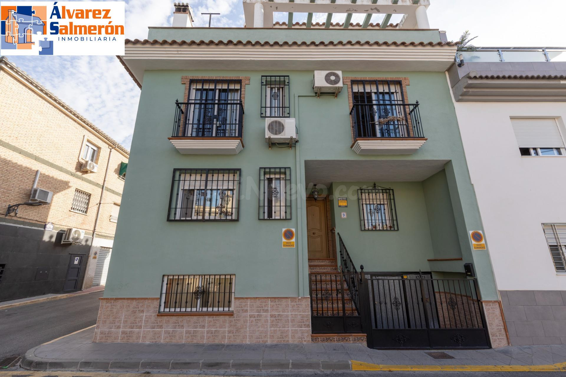 Casa independiente a 5 minutos de Granada en buen estado para entrar a vivir