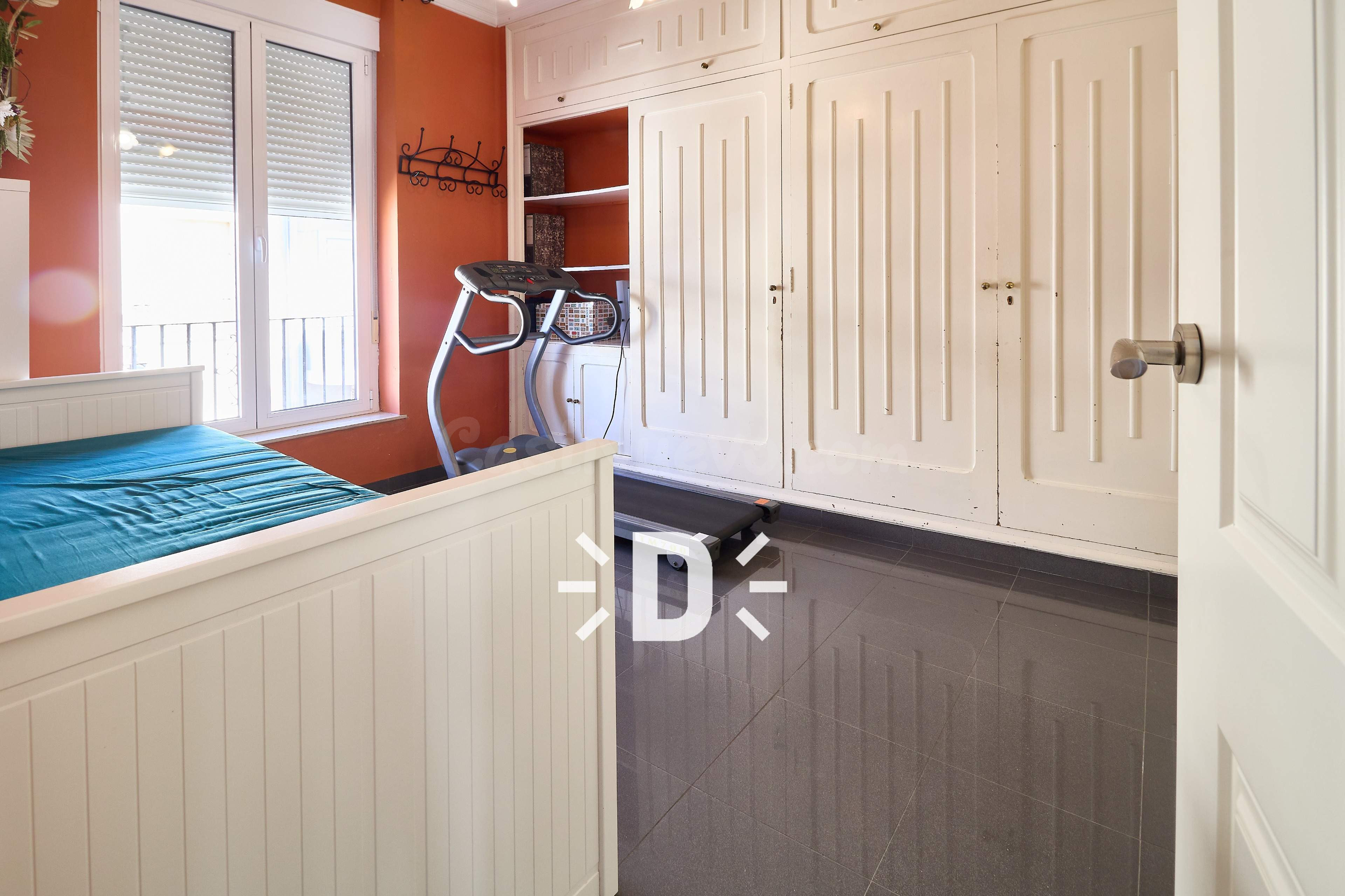 Espectacular Piso en Polinya de Xuquer, ¡Tu Nuevo Hogar Te E - foto 5