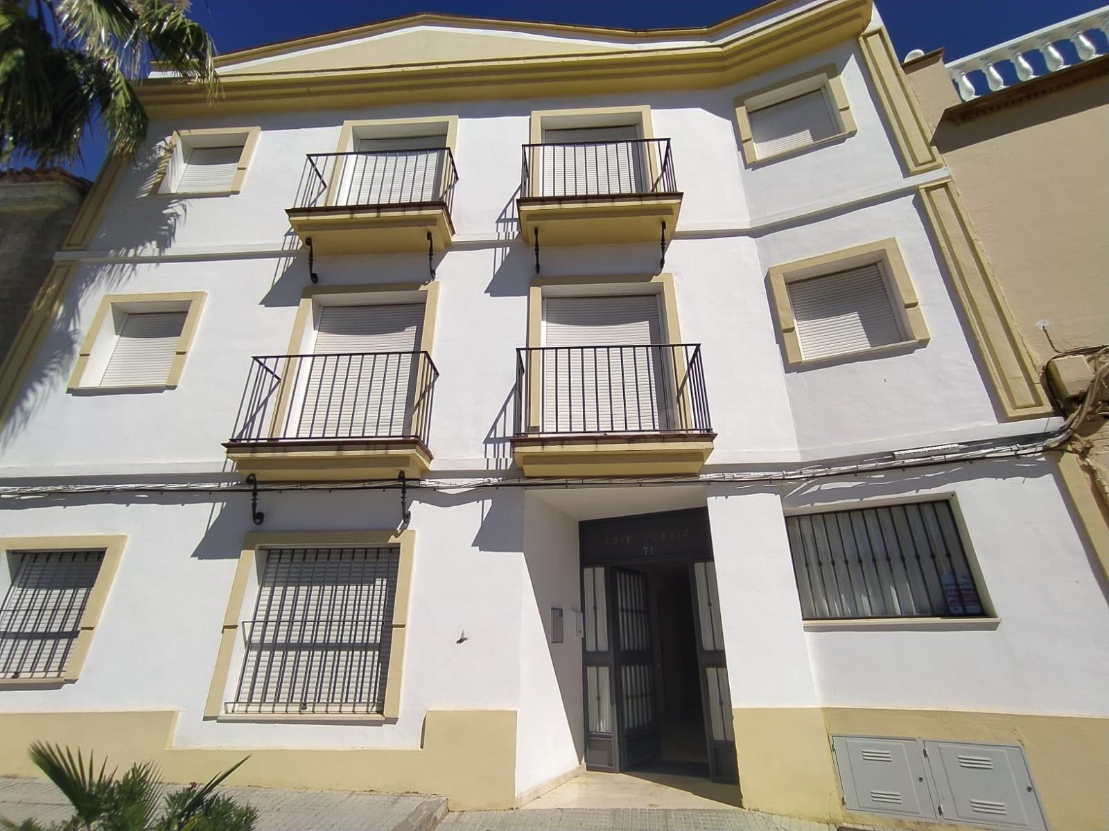 PISO EN VENTA EN PUERTO SERRANO, CÁDIZ