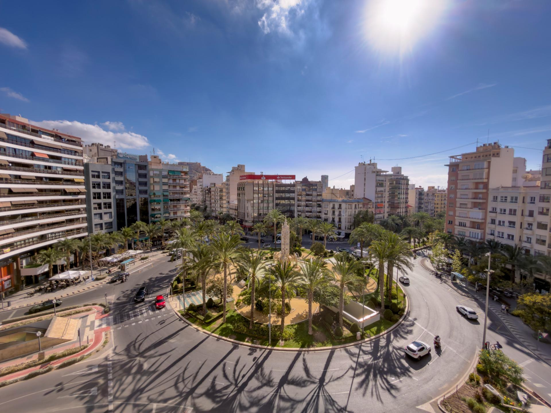 ATICO DE AUTOR CON VISTAS PANORAMICAS!