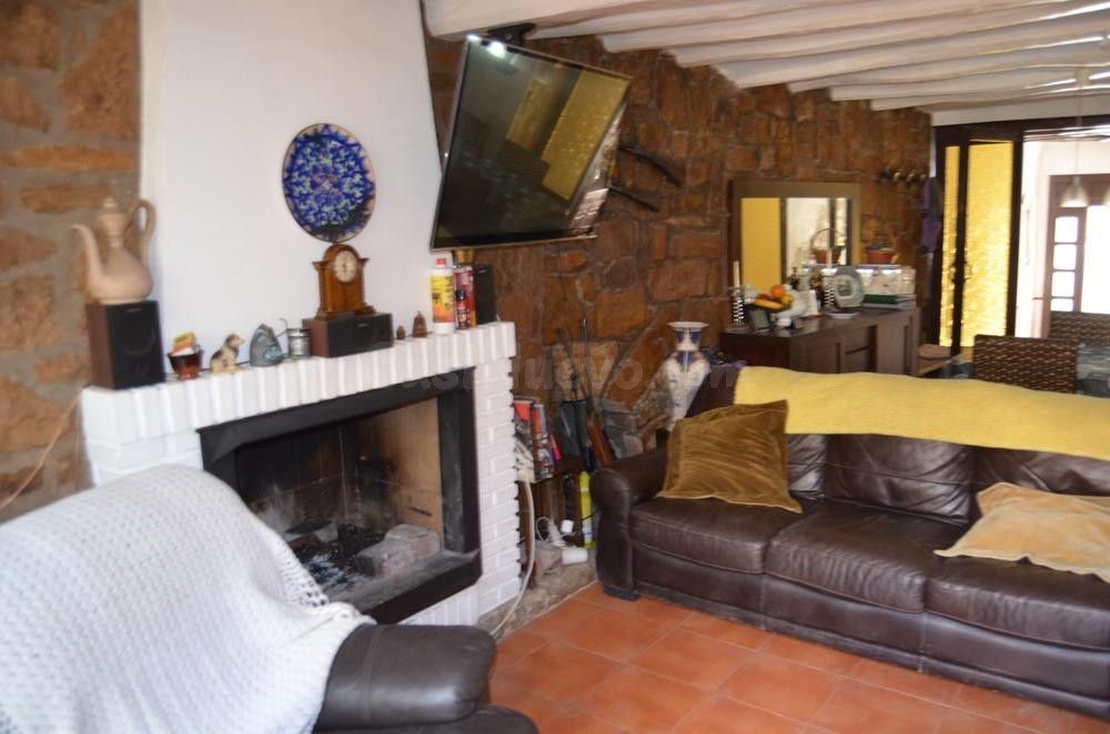 CASA EN VENTA – ACTUALMENTE ALQUILADA – IDEAL PARA INVERSORE - foto 4
