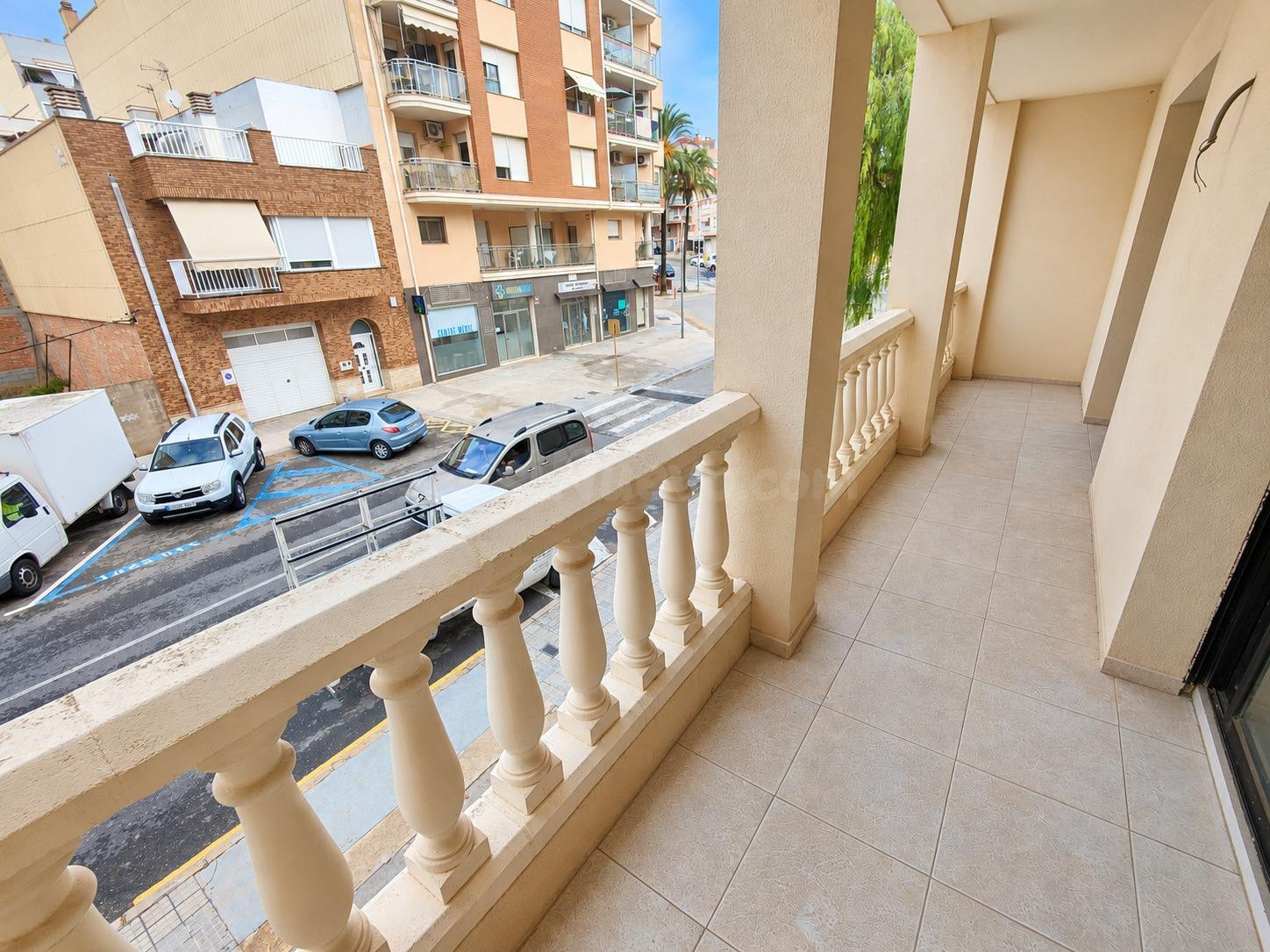¡DOS PISOS POR EL PRECIO DE UNO EN LA RÀPITA! UNA OPORTUNIDAD CON MÚLTIPLES POSIBILIDADES