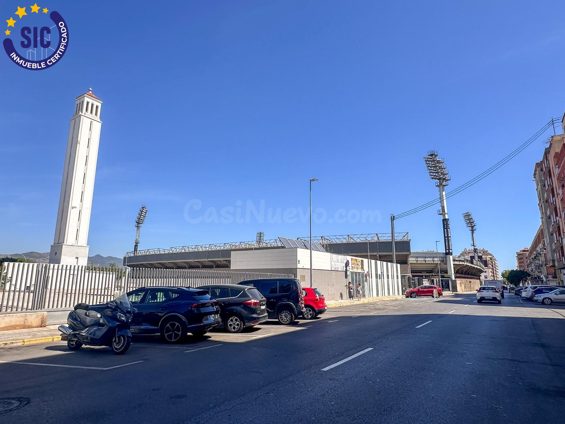 Piso de 2 habitaciones, garaje y trastero en la zona Norte d - foto 2
