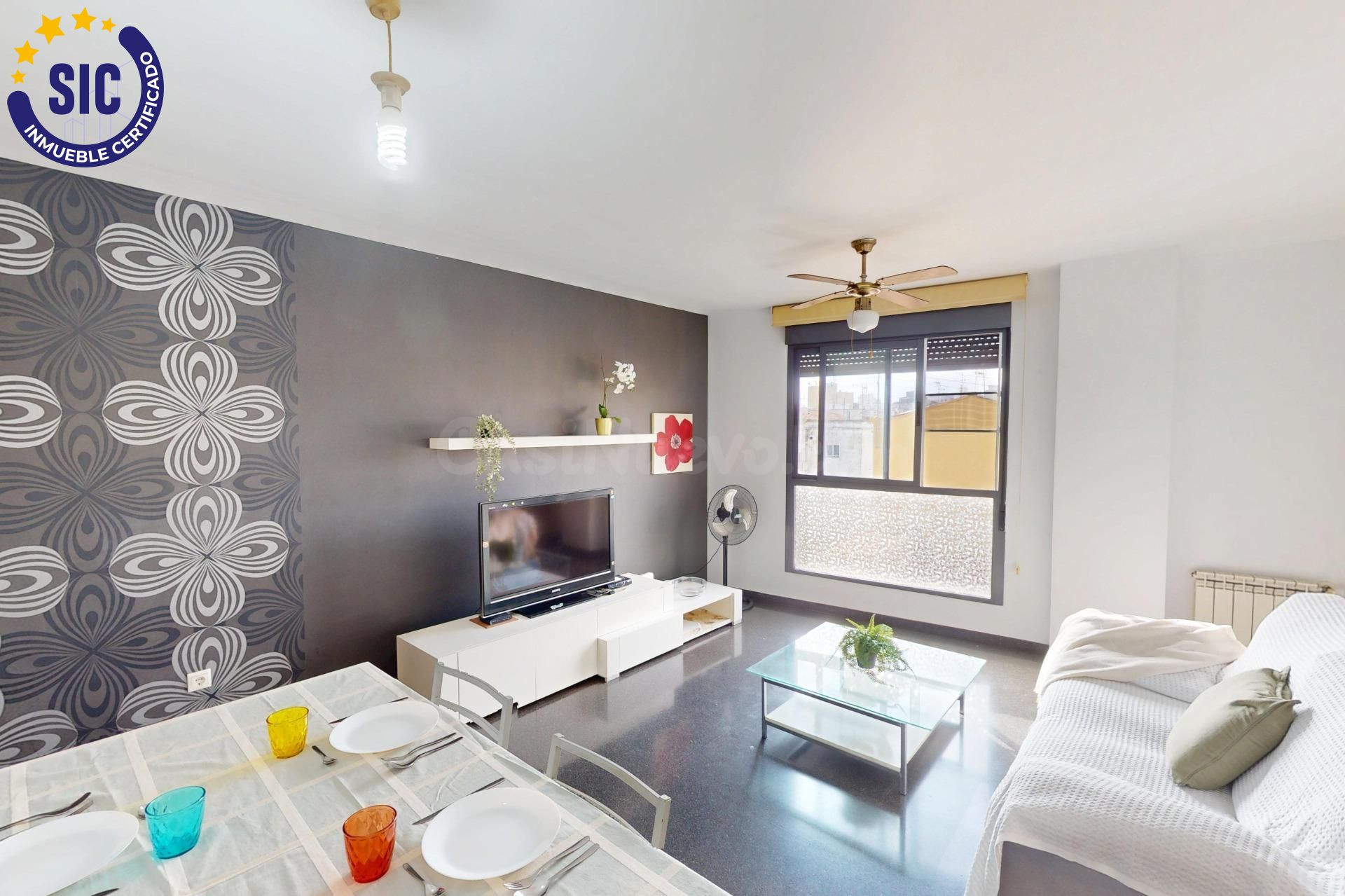 Piso de 2 habitaciones, garaje y trastero en la zona Norte d - foto 4