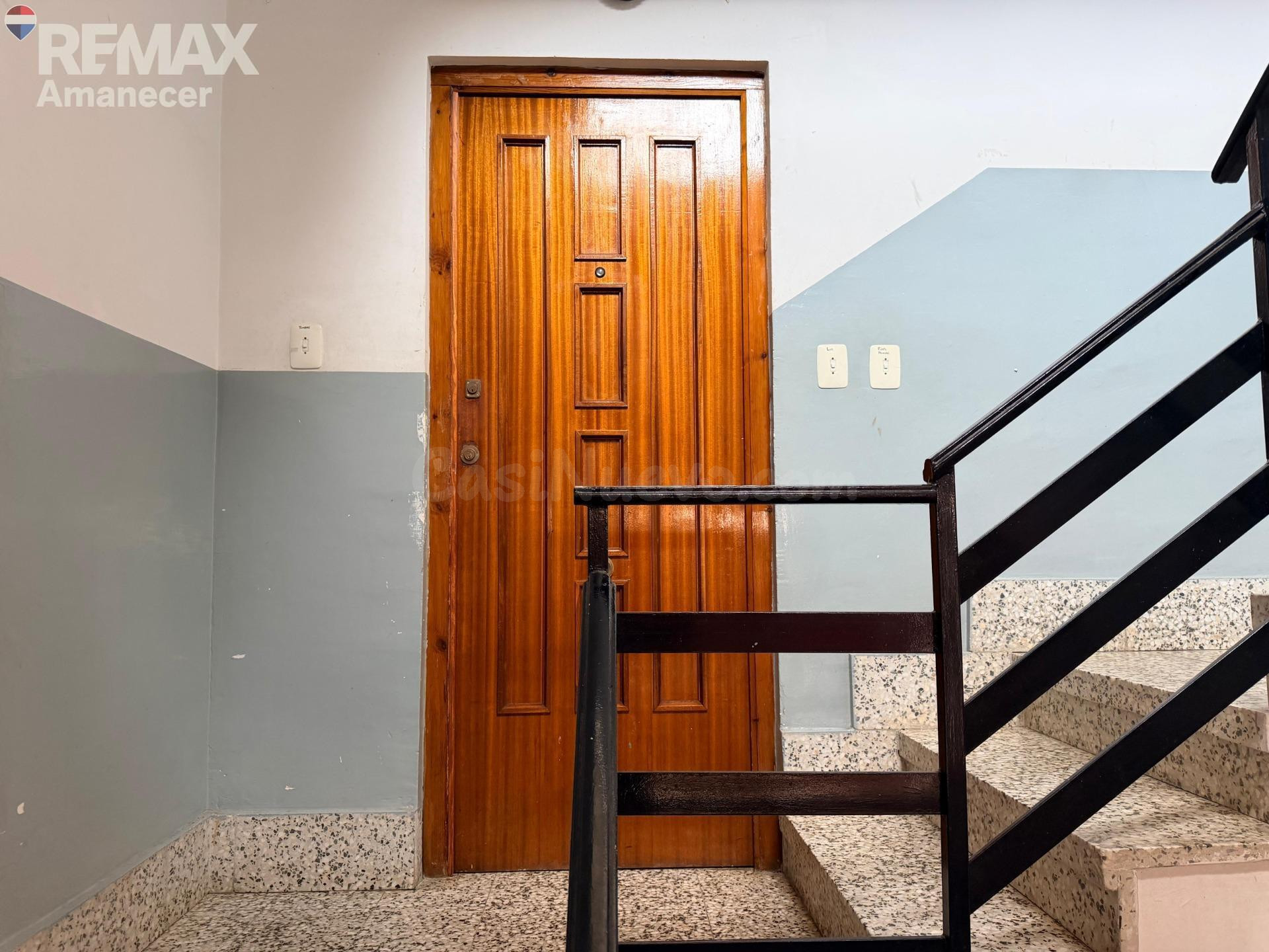 AMPLIO 3er PISO sin ascensor EN VENTA EN ENGUERA CON TERRAZA