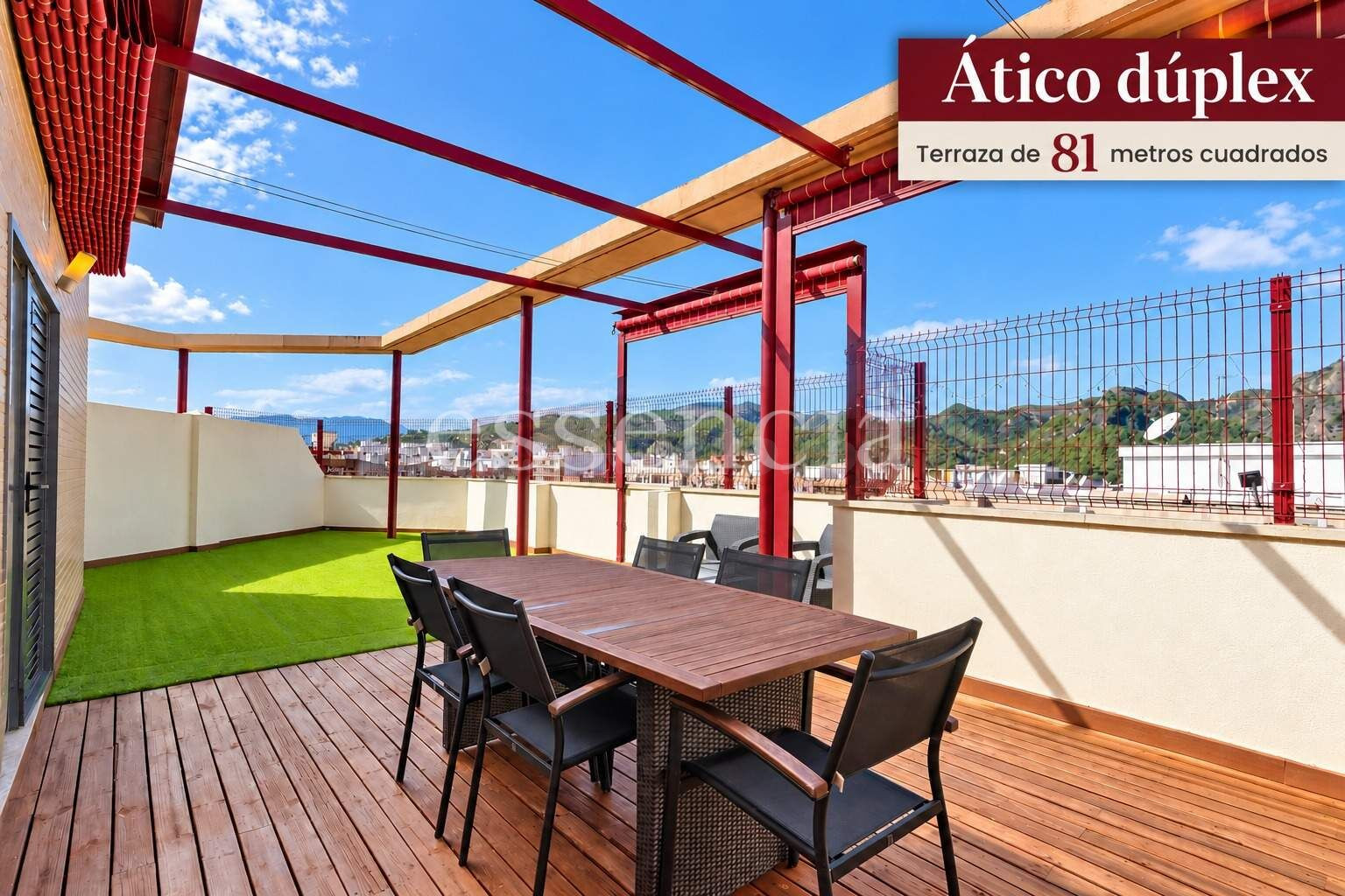 ATICO DUPLEX CON 81 METROS DE TERRAZA EN GANDIA Y COCHERA DE 18 M2