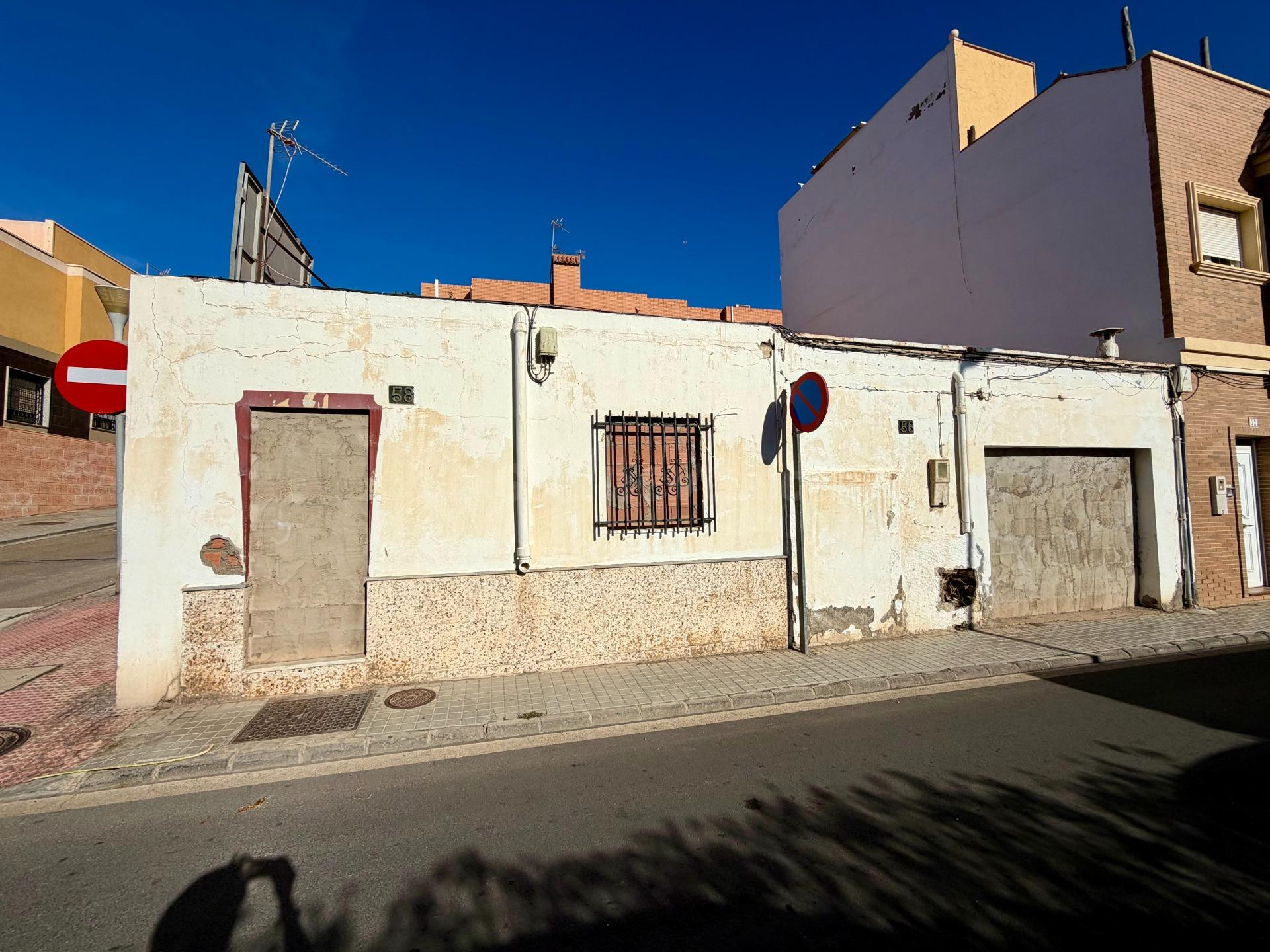DOS INMUEBLES EN ESQUINA PARA CONSTRUIR TU CASA EN ALMERÍA – - foto 5