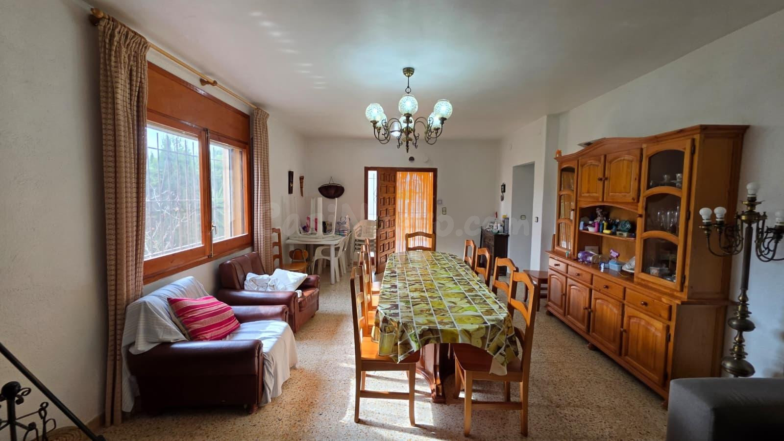 Casa unifamiliar en planta baja con piscina y parcela de 800 - foto 5