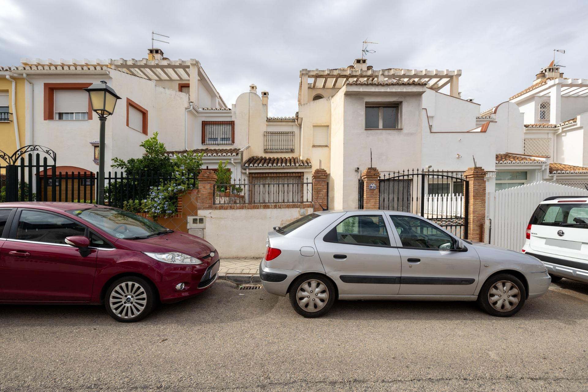 Disfruta de la tranquilidad de Huétor Vega sin alejarte de la ciudad.