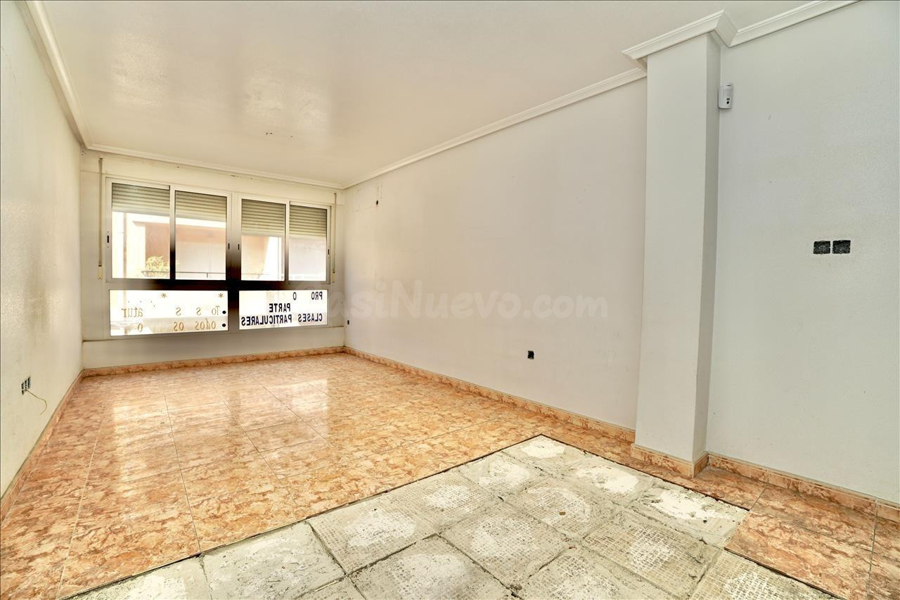 OPORTUNIDAD EN CATRAL - SIN ASCENSOR