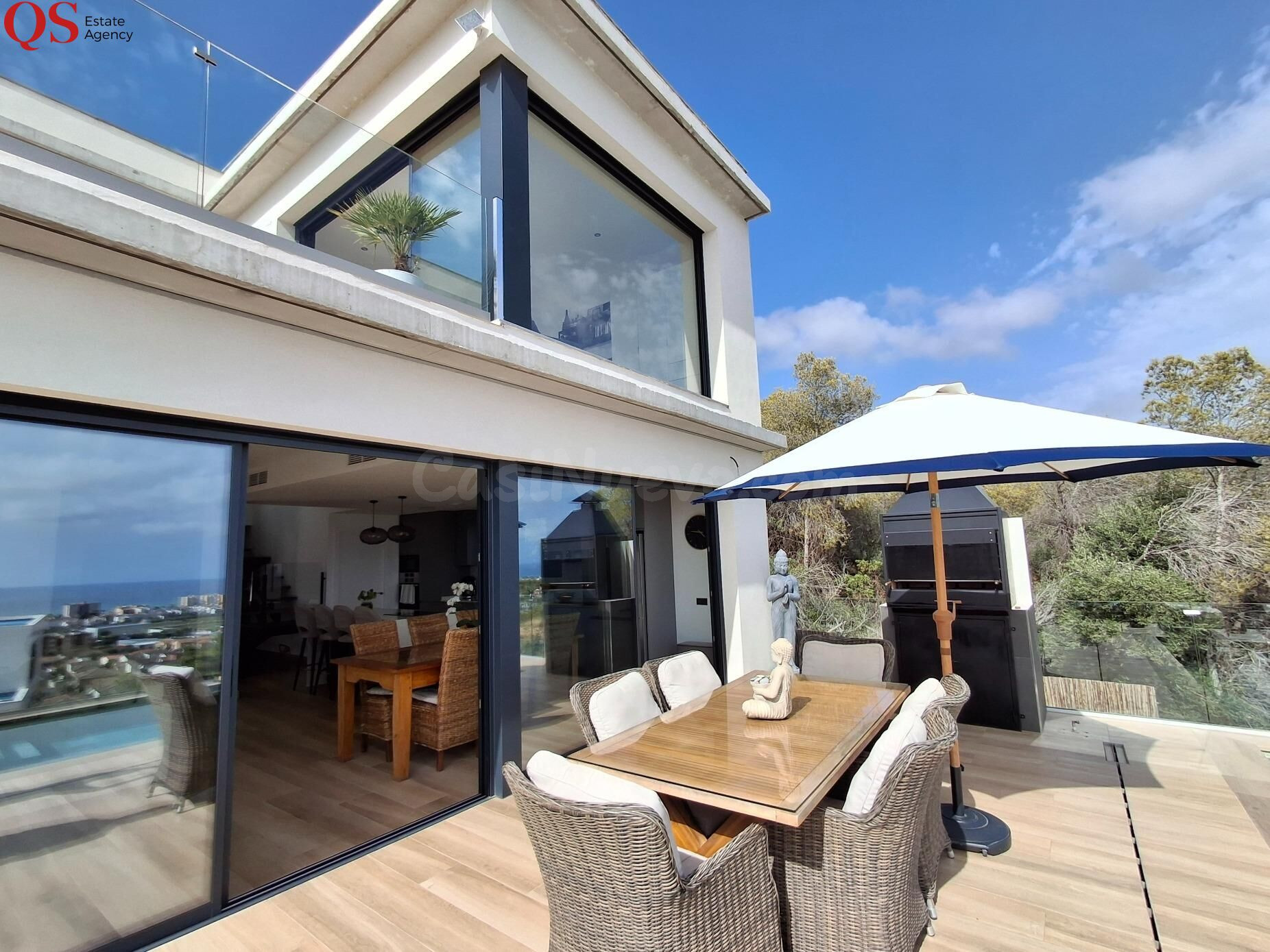 Villa contemporánea con piscina y vistas panorámicas al mar  - foto 5
