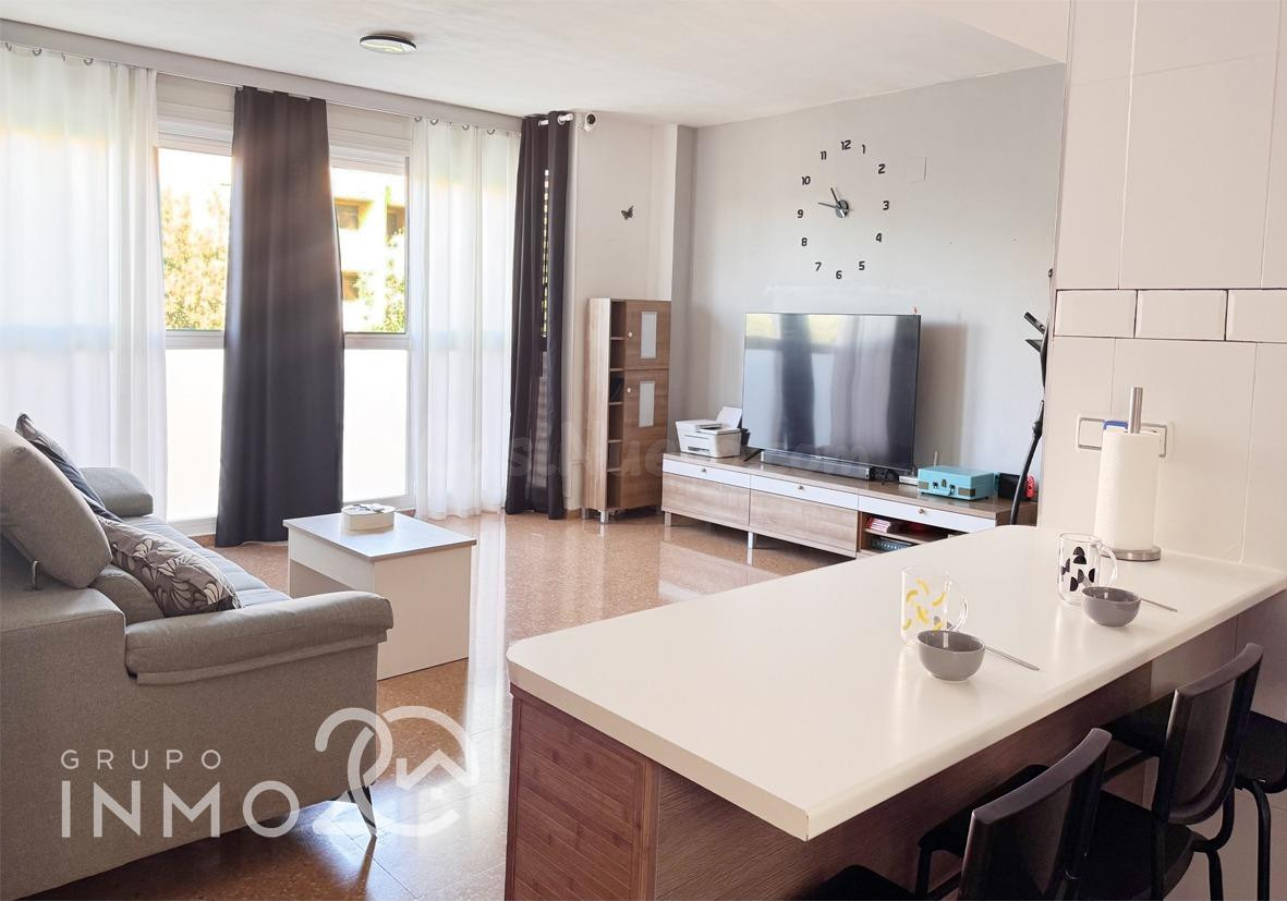 Se vende fantástico piso en de 113m2 utiles con garaje y trastero en Paiporta