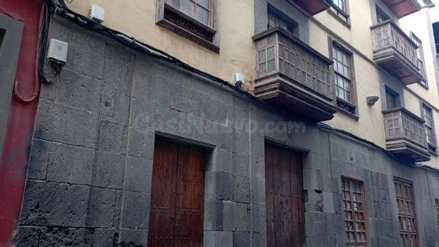 Piso de 3 Dormitorios en la Calle Peregrina de Las Palmas