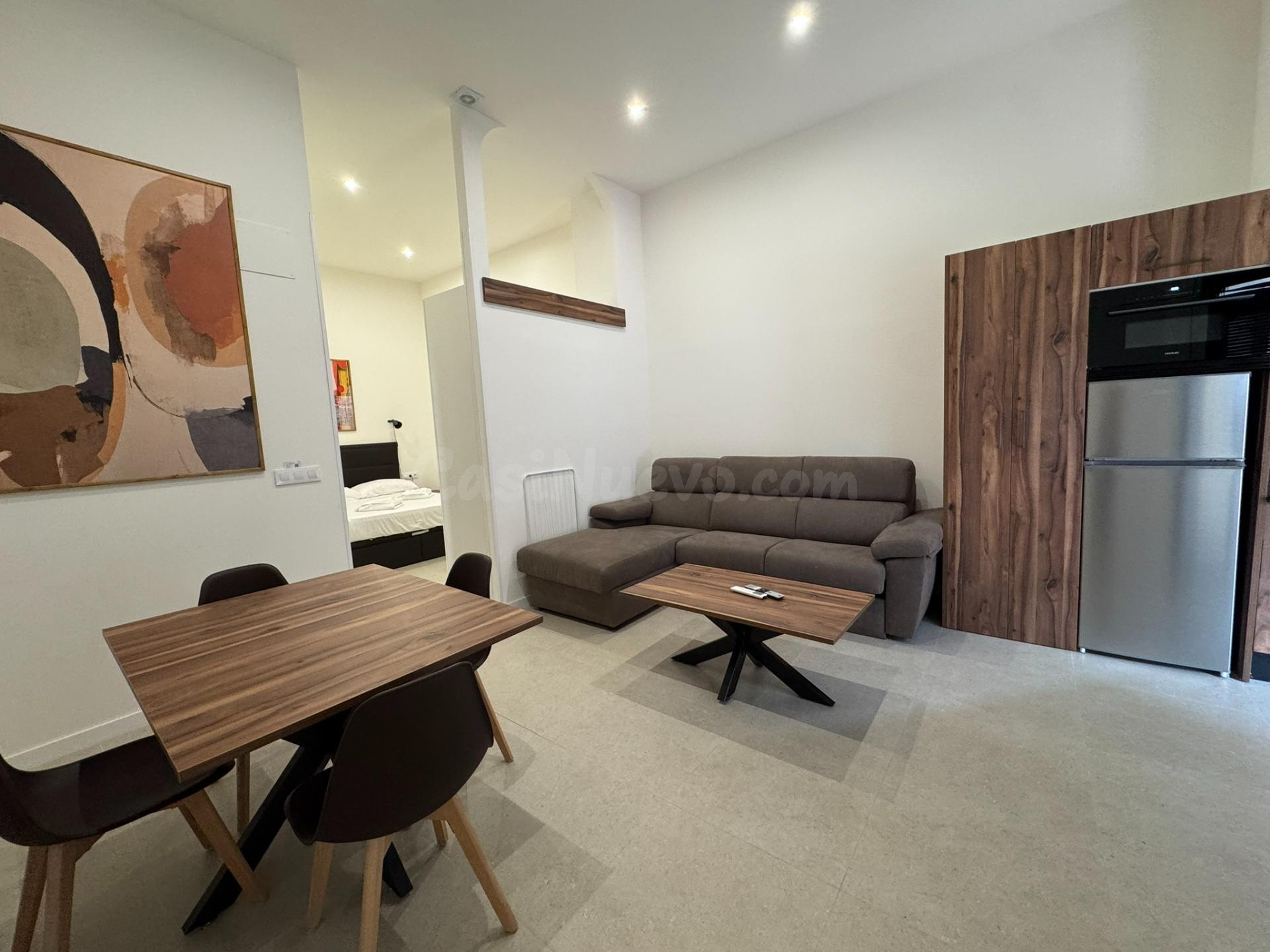 ESTUDIO EN PLANTA BAJA EN ALQUILER ANUAL EN EL CENTRO DE DENIA