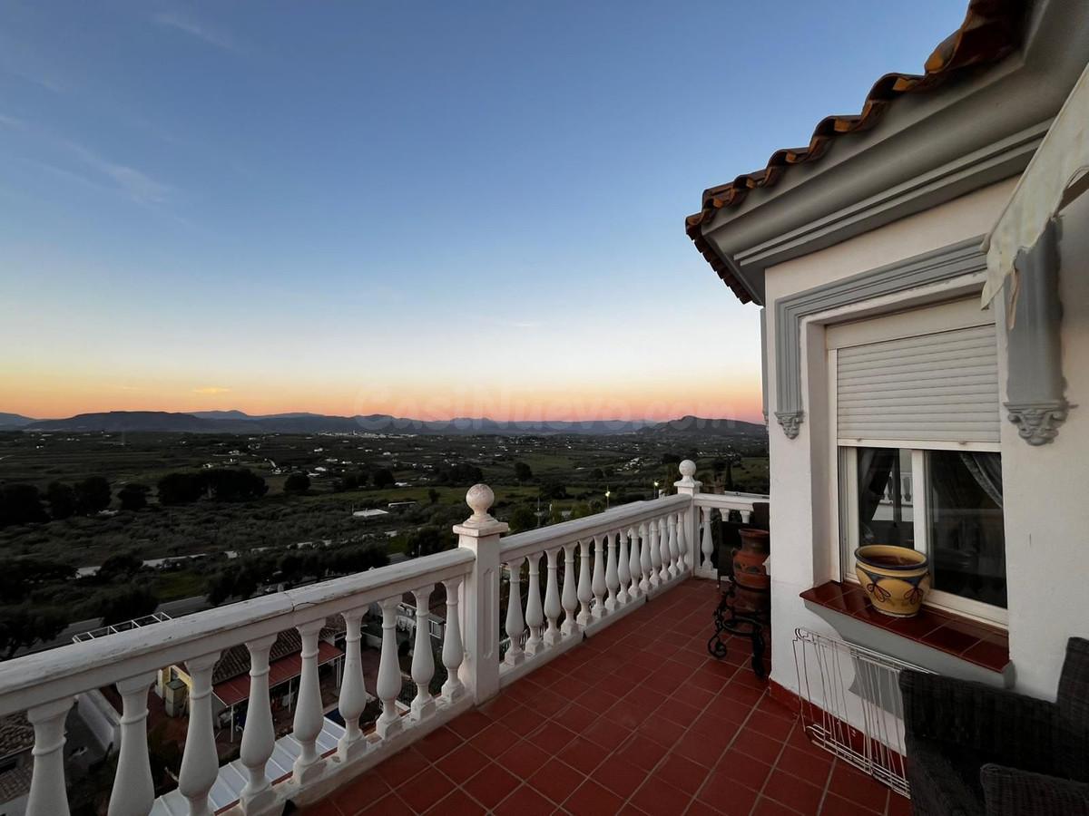 Chalet 4 habitaciones 251m² en venta - South of spain