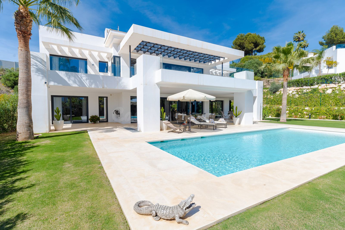 Chalet 6 habitaciones 637m² en venta - Marbella