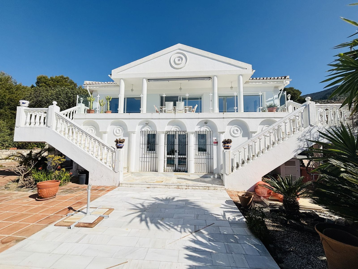 Chalet 5 habitaciones 430m² en venta - Riviera del sol
