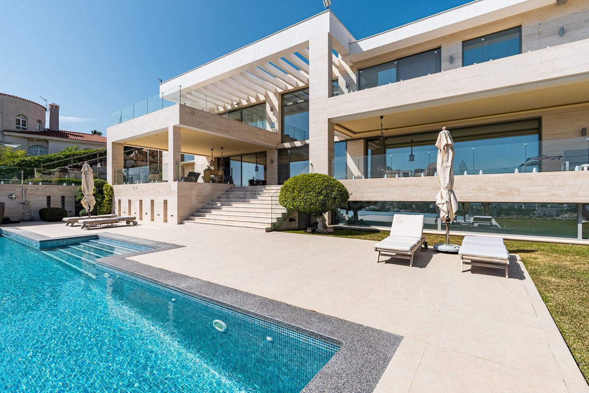 Chalet 5 habitaciones 1266m² en venta - Costa del Sol