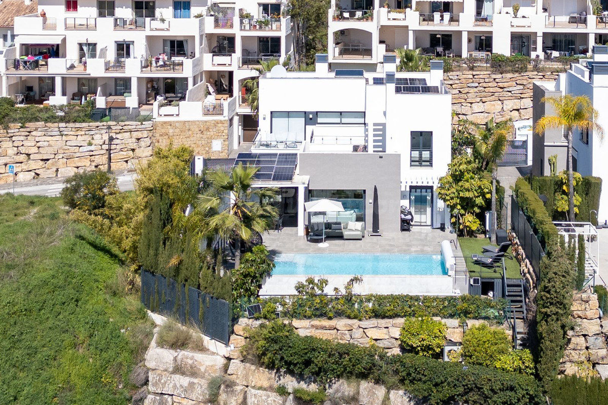 Chalet 4 habitaciones 383m² en venta - Costa Del Sol