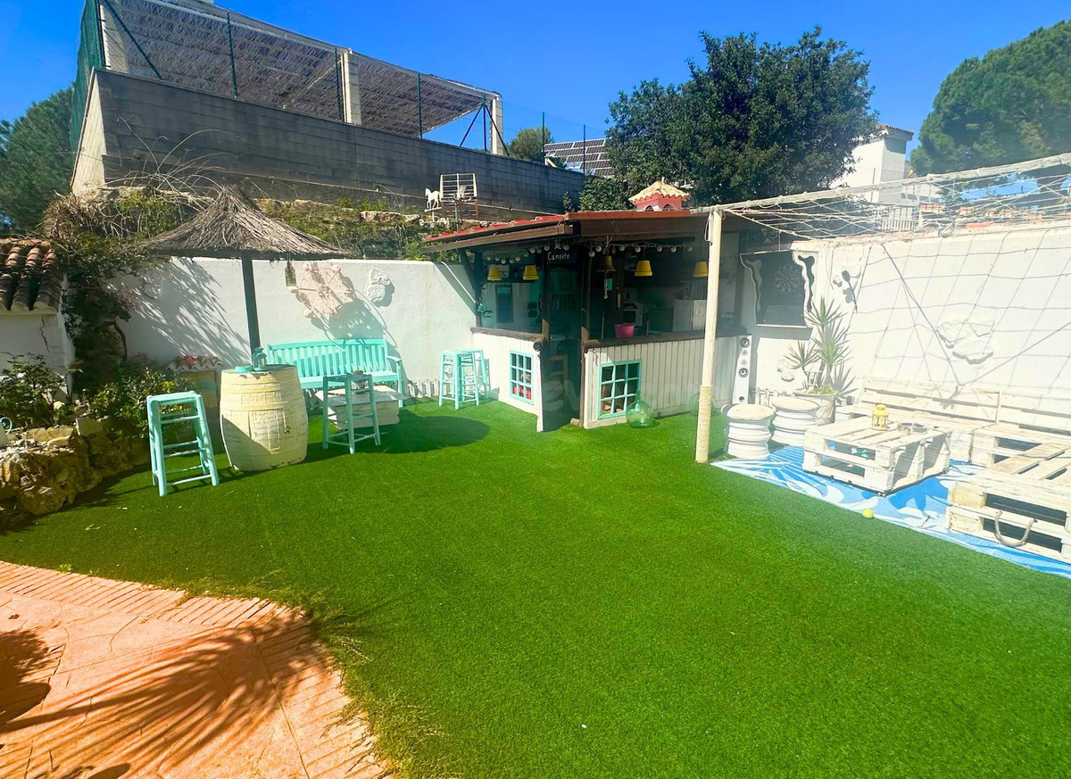 Chalet 5 habitaciones 300m² en venta - Costa Del Sol - foto 5