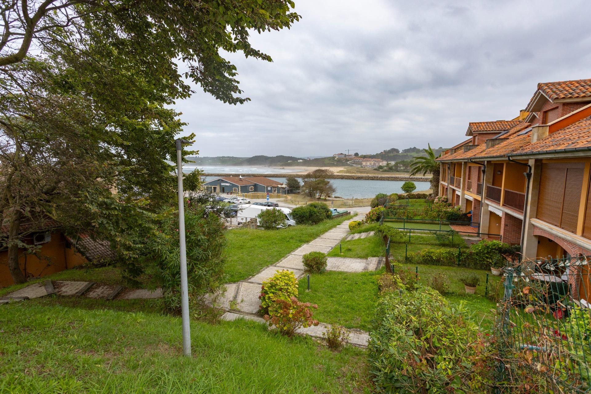 Exclusiva residencia con vistas  al mar - foto 2