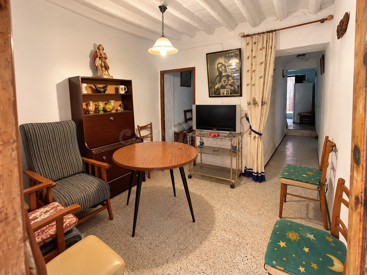 Casa de pueblo para reformar en una de las zonas más demanda - foto 2