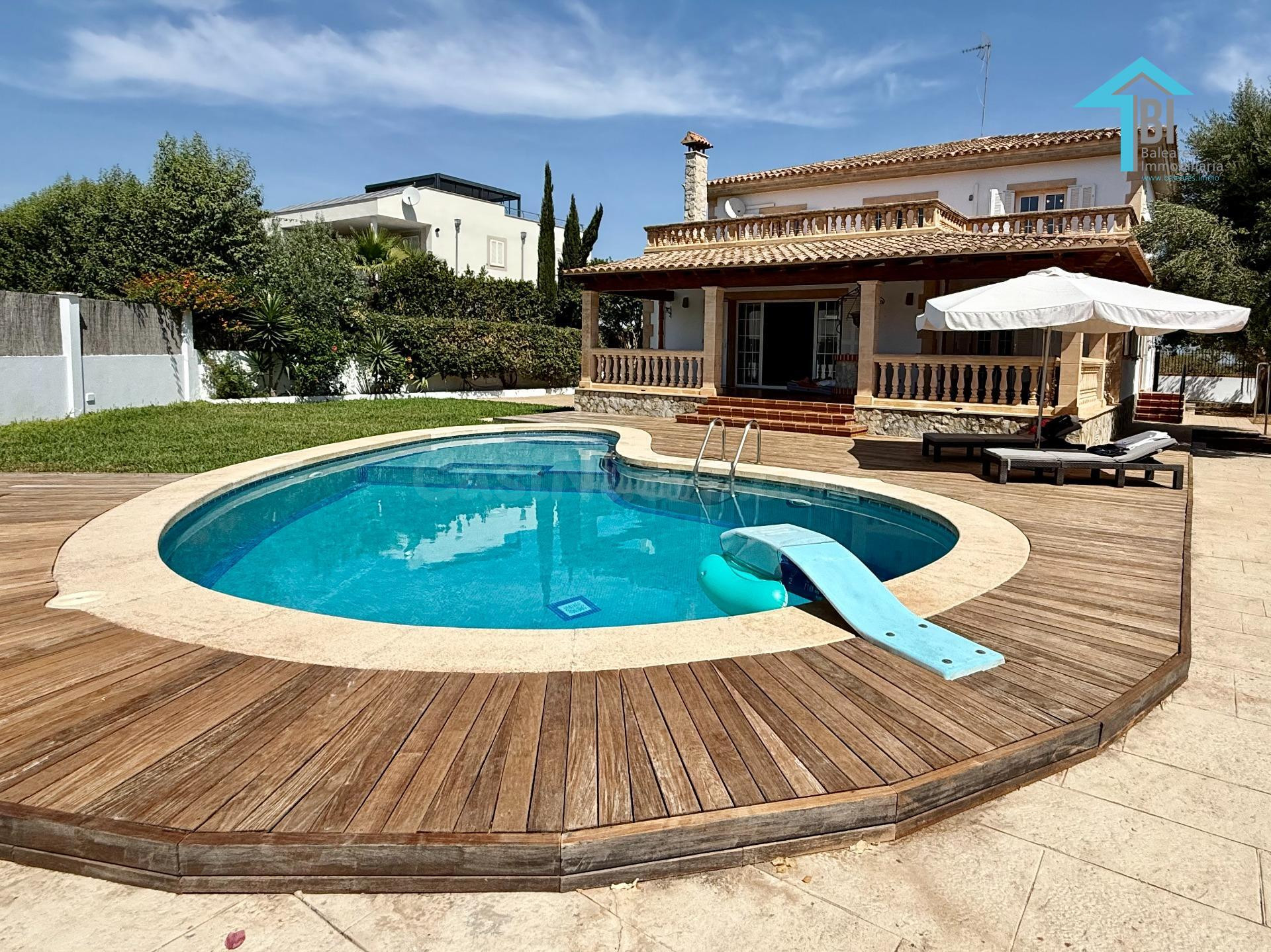 VILLA DE LUJO EN PORTOCOLOM